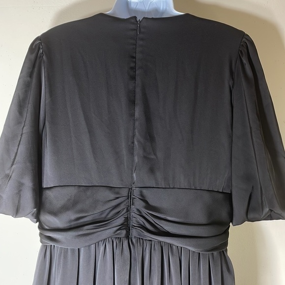 NWT. DKNY 12 V Neck Short Sleeve Fit & Flare Black Satin Dress. - Picture 15 of 16